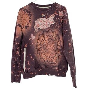 Nike Floral Sweatshirt Mens Size Small Unisex Pullover Upcycled Crewneck Pocket